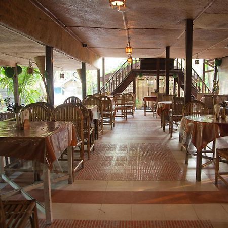 Symphony Palms Beach Resort And Spa Govind Nagar Esterno foto