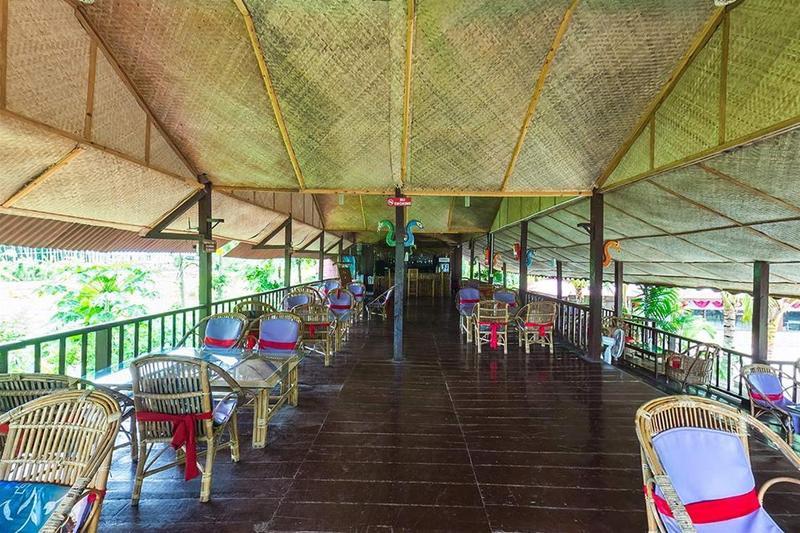 Symphony Palms Beach Resort And Spa Govind Nagar Esterno foto