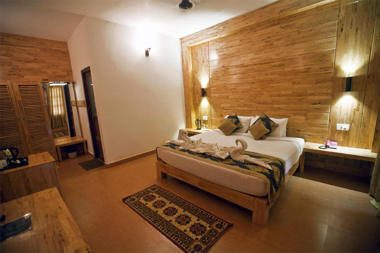 Symphony Palms Beach Resort And Spa Govind Nagar Esterno foto